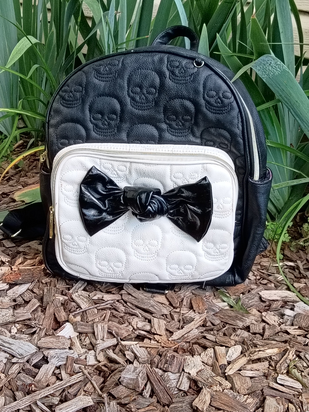Betsey Johnson Black and White Skull Quilted Mini Backpack with Bow